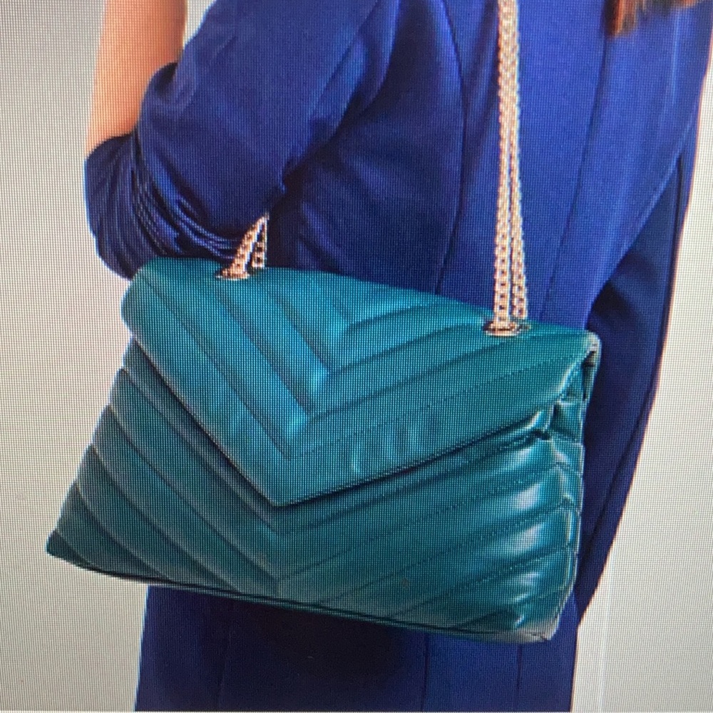 Chevron Print Bag - Picture 6 of 8